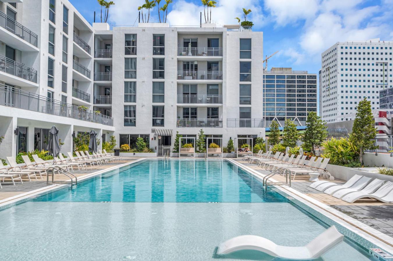 Modern Unit In The Heart Of Downtown Miami With Free Parking Apartment Exterior photo