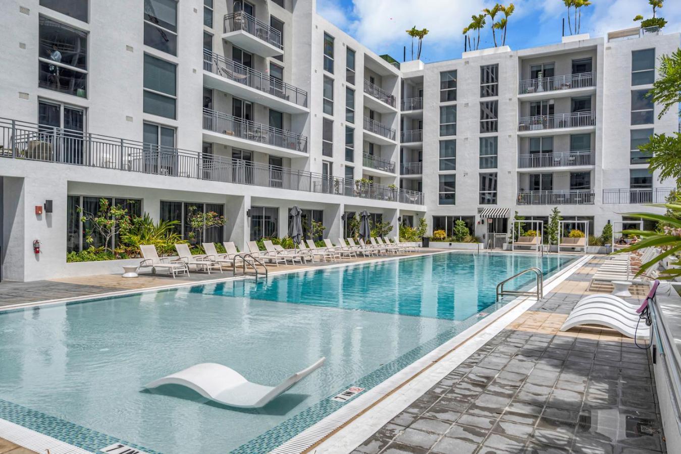 Modern Unit In The Heart Of Downtown Miami With Free Parking Apartment Exterior photo