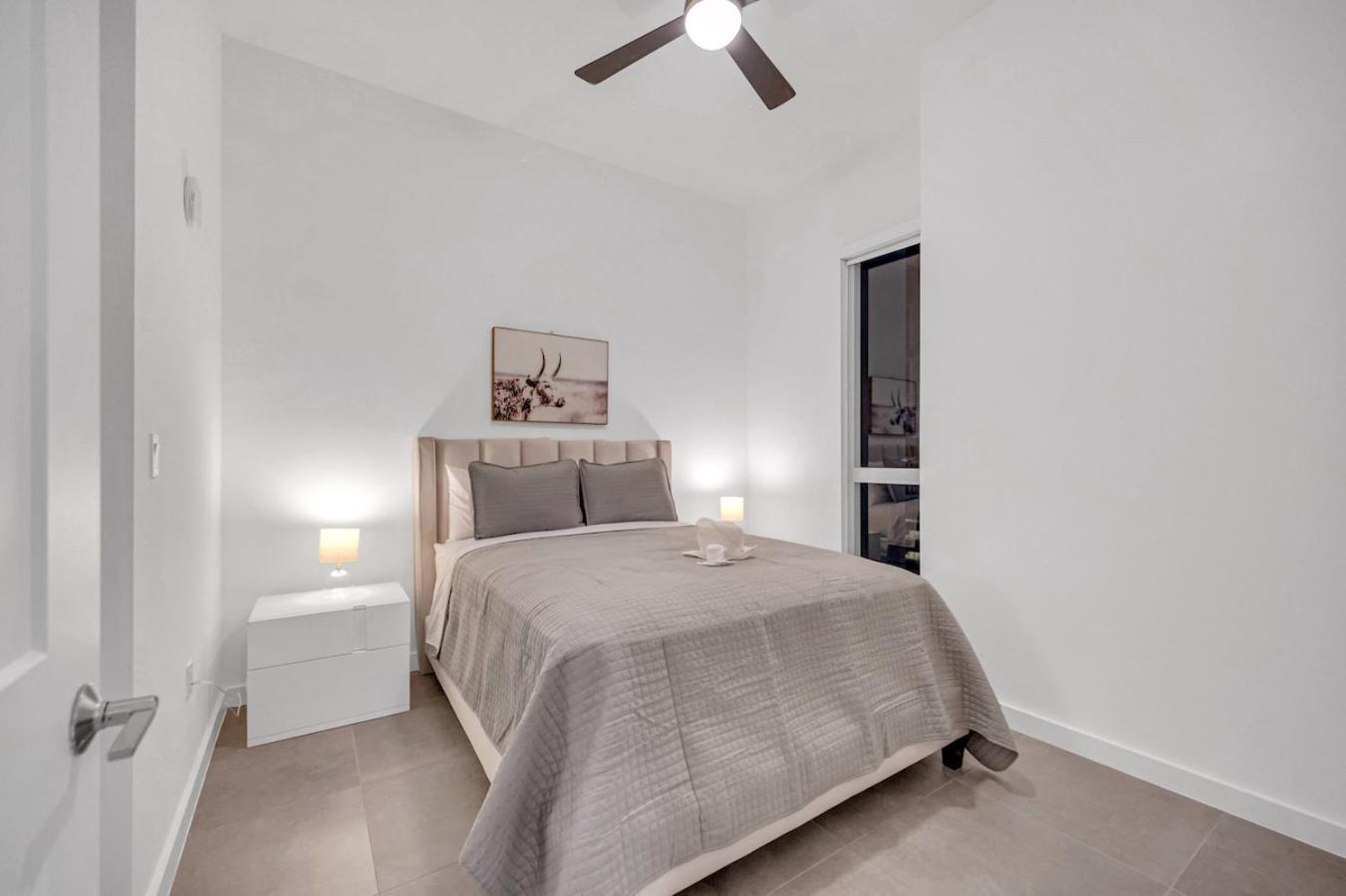 Modern Unit In The Heart Of Downtown Miami With Free Parking Apartment Exterior photo